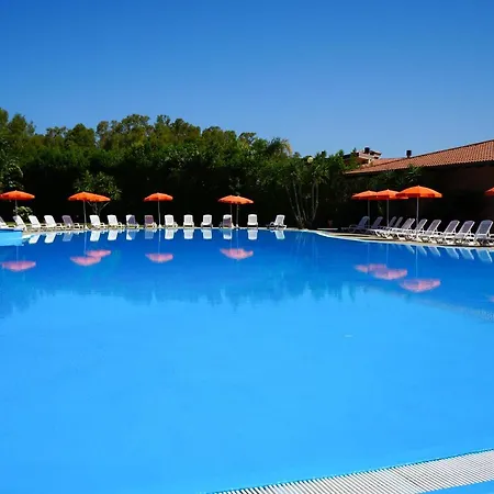 Futura Club La Praya 4*