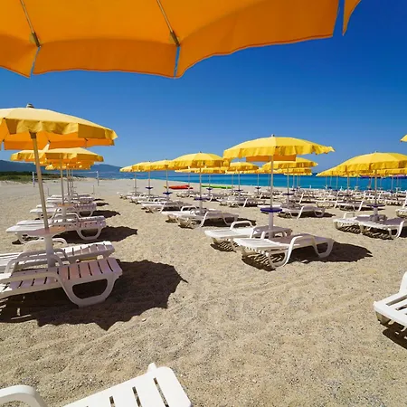 Futura Club La Praya 4*