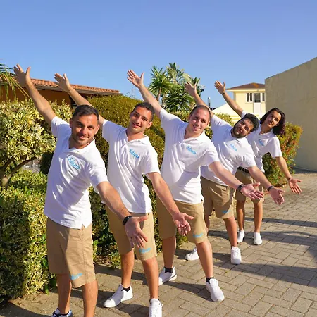 Futura Club La Praya بيتسو